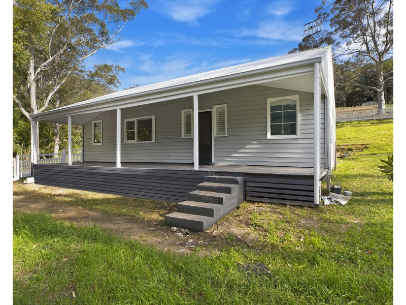 10 Hillside Road, Avoca Beach NSW 2251