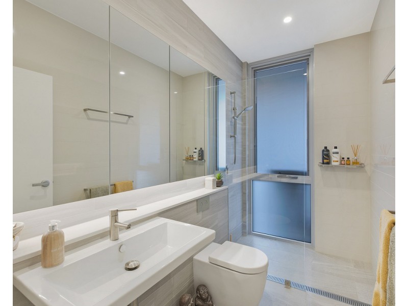 502/7 Lynn Avenue, Point Frederick NSW 2250