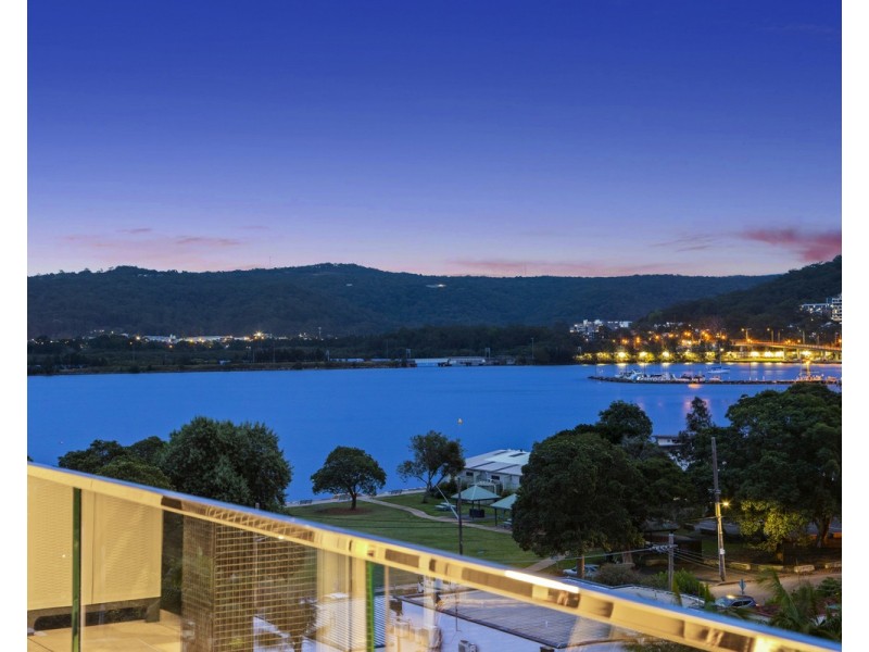 502/7 Lynn Avenue, Point Frederick NSW 2250