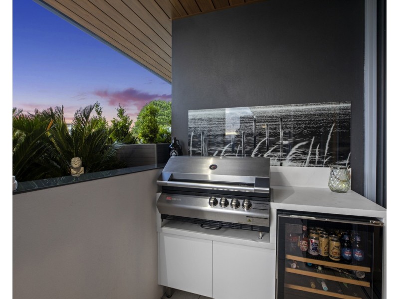 502/7 Lynn Avenue, Point Frederick NSW 2250