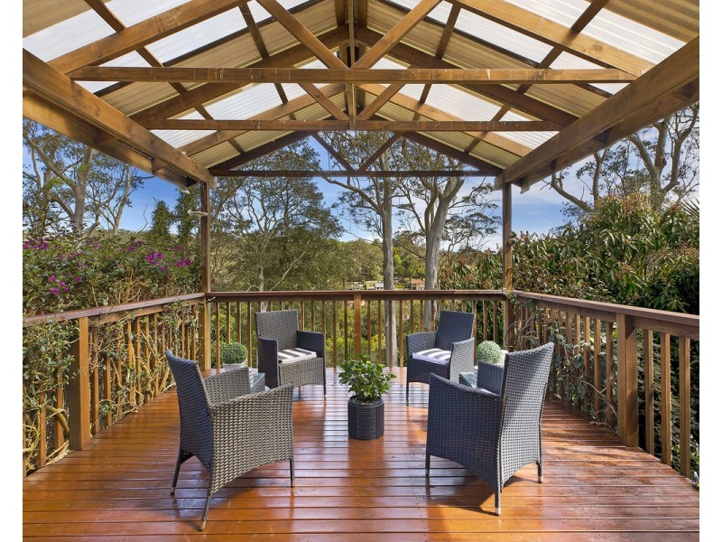 52 Woodview Avenue, Lisarow NSW 2250