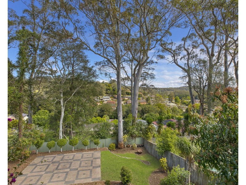 52 Woodview Avenue, Lisarow NSW 2250