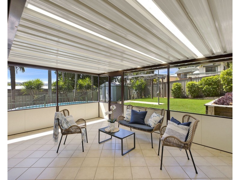 9 Wananda Road, Narara NSW 2250