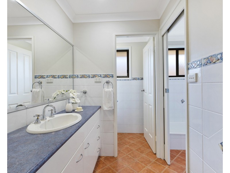 9 Wananda Road, Narara NSW 2250