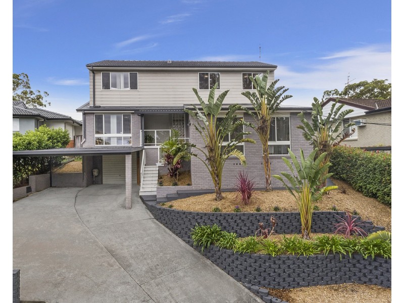 14 Dora Street, Lisarow NSW 2250