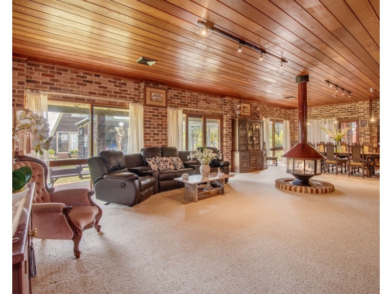 25 Kelynack Road, Mangrove Mountain NSW 2250