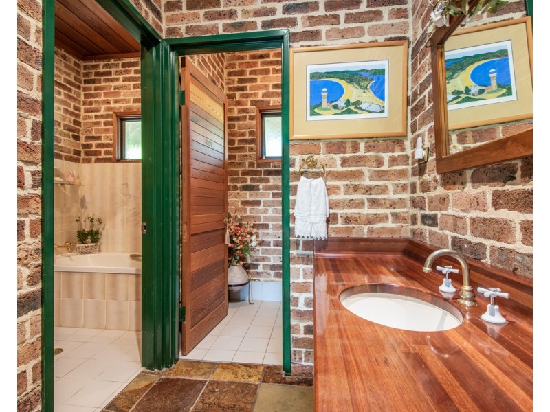 25 Kelynack Road, Mangrove Mountain NSW 2250