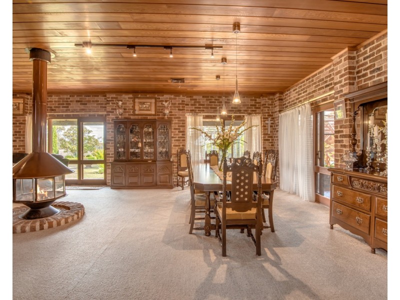 25 Kelynack Road, Mangrove Mountain NSW 2250