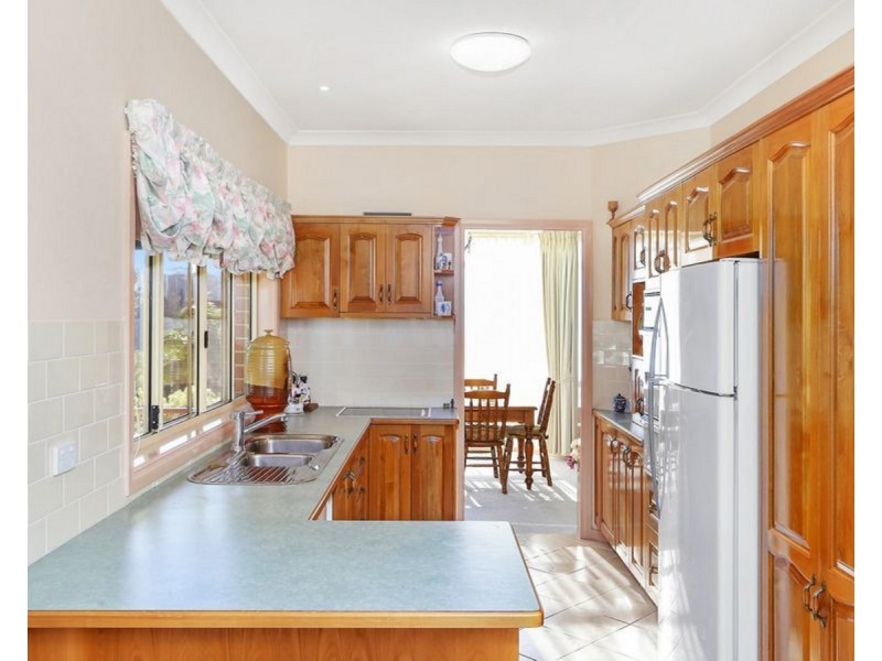 31 Benwerrin Road, Wamberal NSW 2260