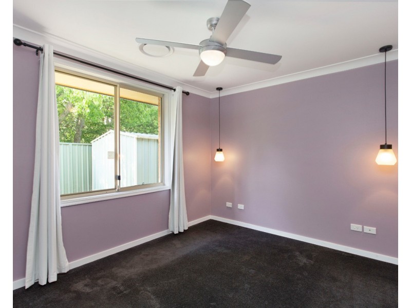 1/11 Eric Close, Narara NSW 2250