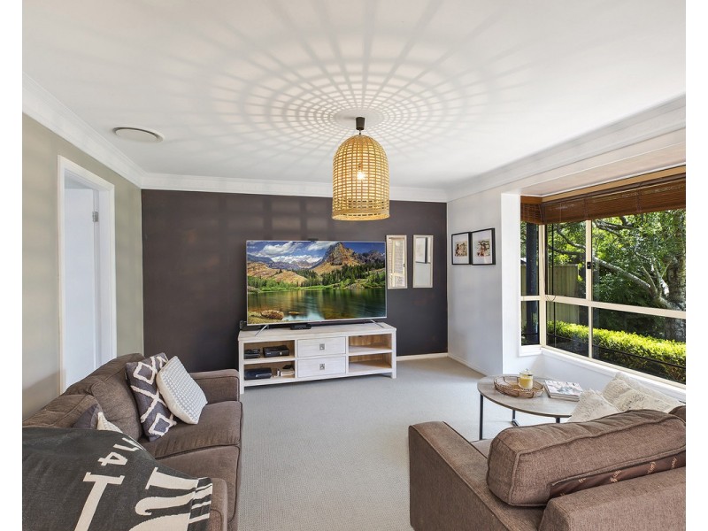 7 Ashburn Close, Lisarow NSW 2250