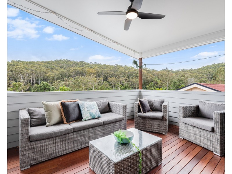 98 Chamberlain Road, Wyoming NSW 2250