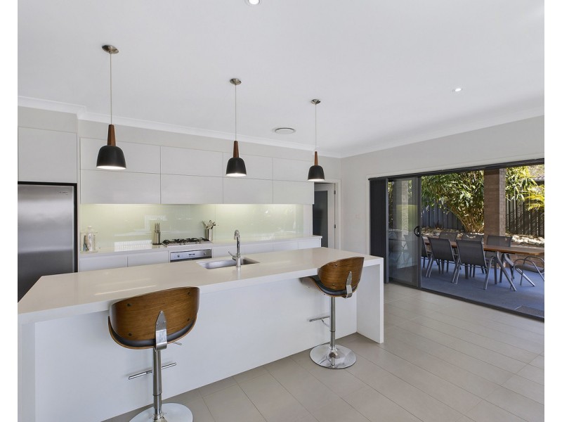 66 Newling Street, Lisarow NSW 2250