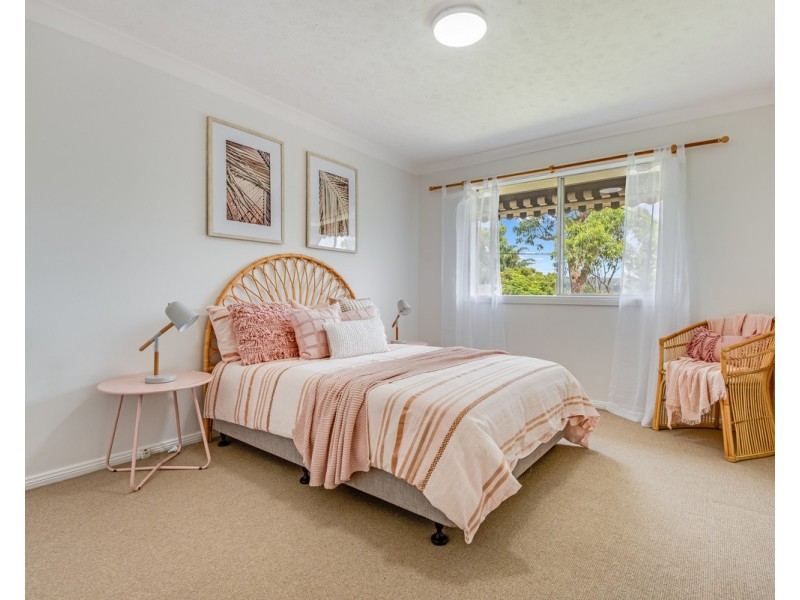 16 Maple Street, Wyoming NSW 2250