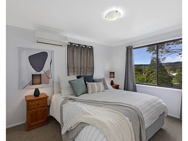 63 Crawford Crescent, Wyoming NSW 2250