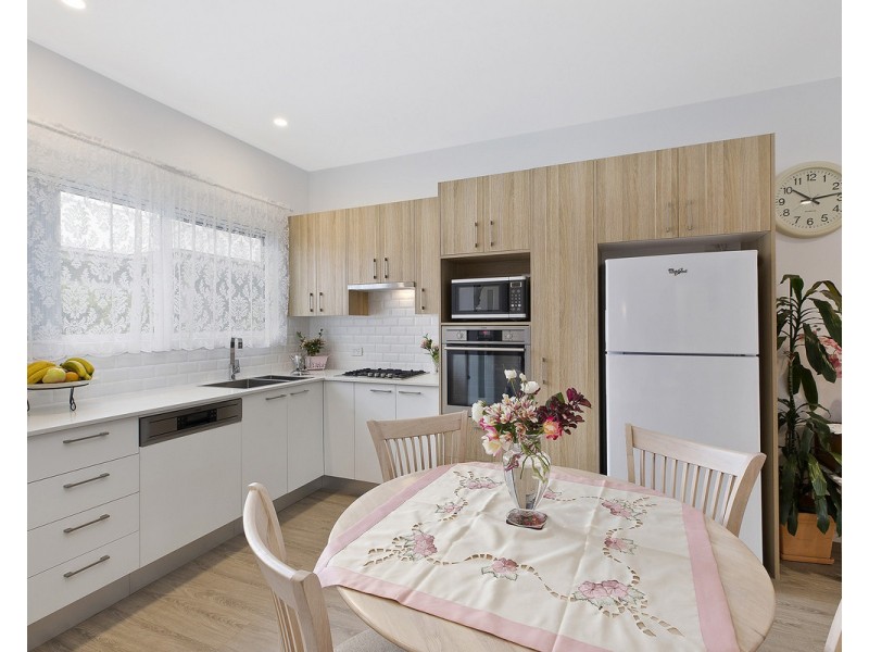 4/55 Barralong Road, Erina NSW 2250