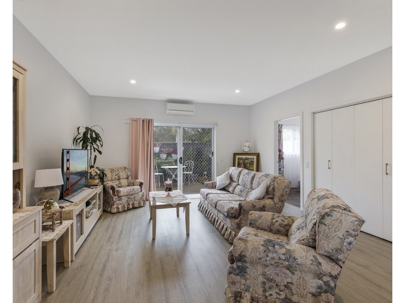 4/55 Barralong Road, Erina NSW 2250