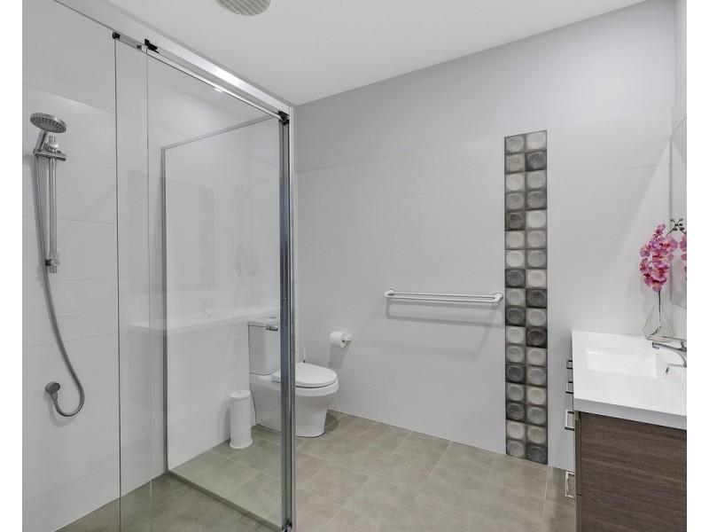 4/55 Barralong Road, Erina NSW 2250