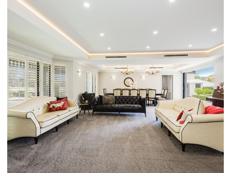 54 Beaumont Avenue, Wyoming NSW 2250