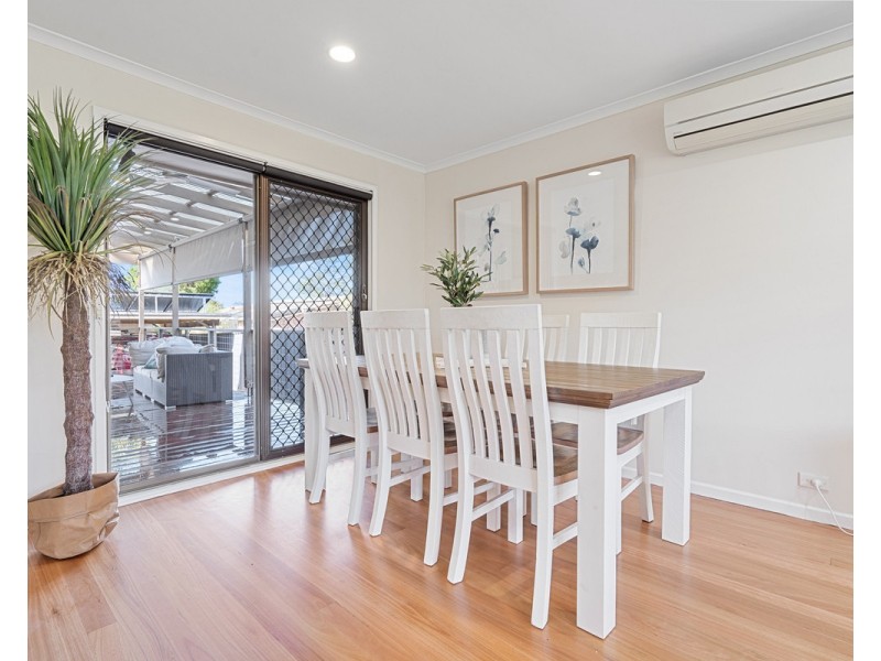 1 Gladys Avenue, Berkeley Vale NSW 2261