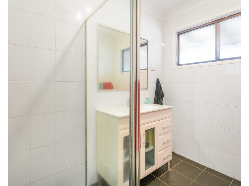 8 Wallarah Street, Lisarow NSW 2250