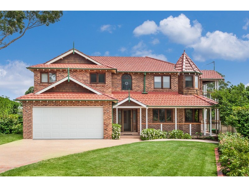 8 Aires Close, Erina NSW 2250