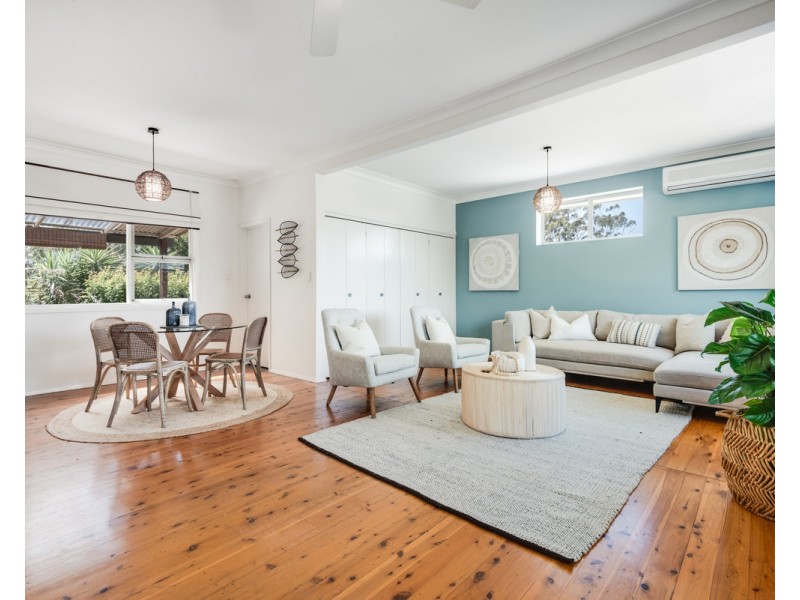 2 Tingira Crescent, Wyoming NSW 2250