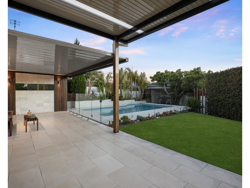 10 Robusta Close, Erina NSW 2250