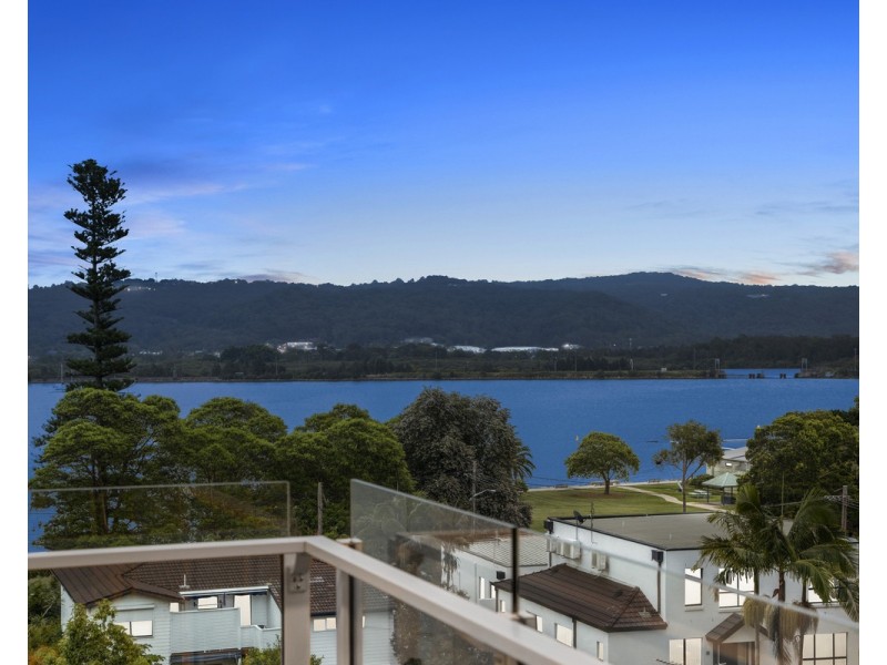 404/7 Lynn Avenue, Point Frederick NSW 2250