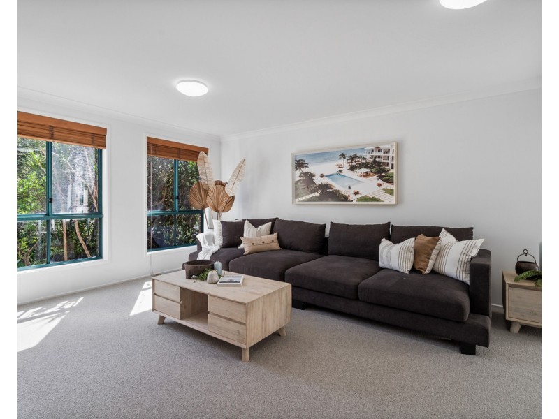 8 Coachwood Drive, Ourimbah NSW 2258