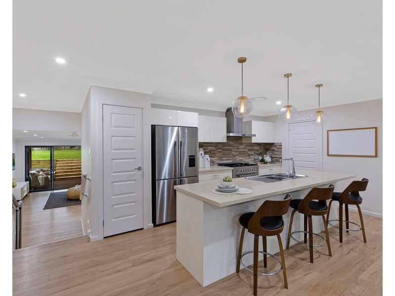 37 Cassinia Close, Lisarow NSW 2250