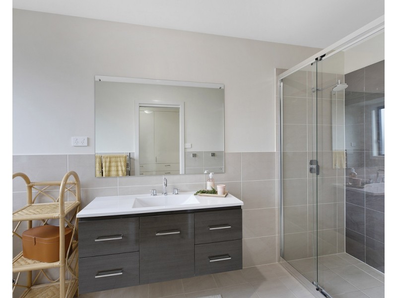 37 Cassinia Close, Lisarow NSW 2250