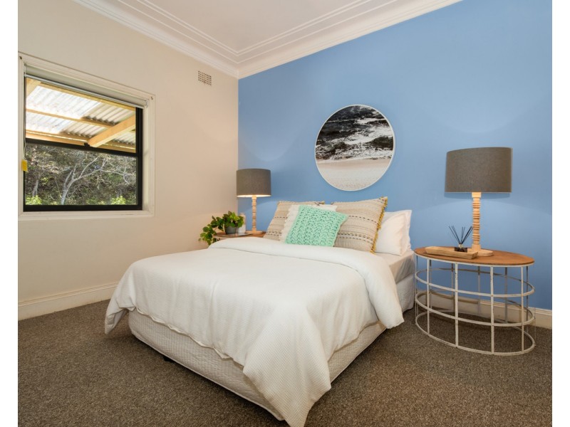 1 Ourimbah Street, Lisarow NSW 2250