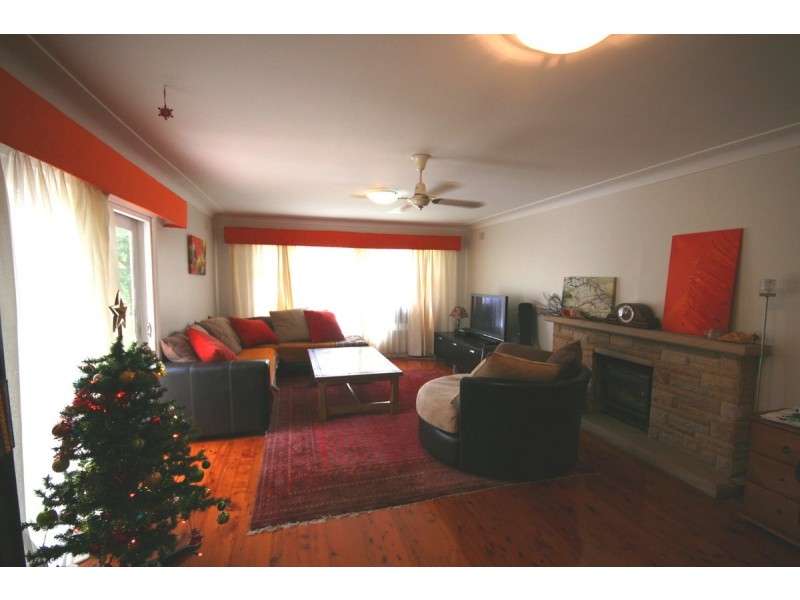 45 Serpentine Road, Erina Heights NSW 2260