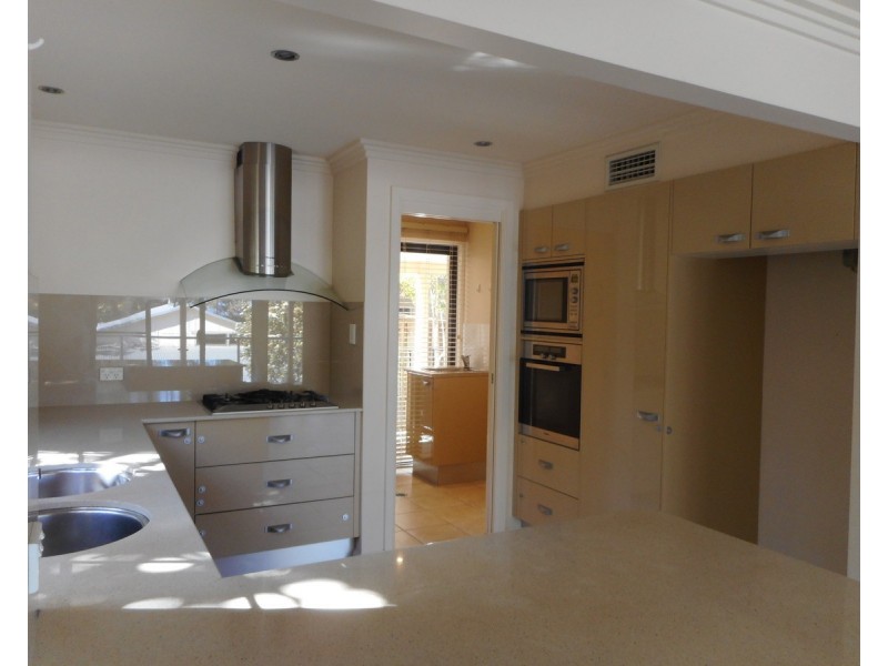 4/2 St George Street, Gosford NSW 2250