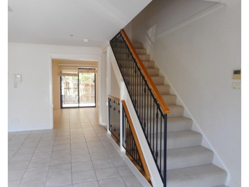 4/2 St George Street, Gosford NSW 2250