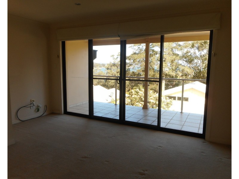 4/2 St George Street, Gosford NSW 2250