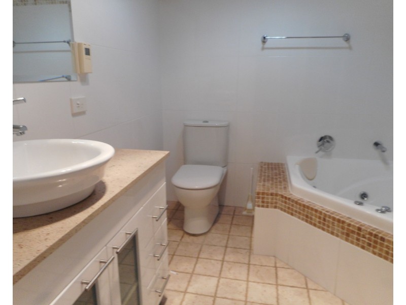 4/2 St George Street, Gosford NSW 2250