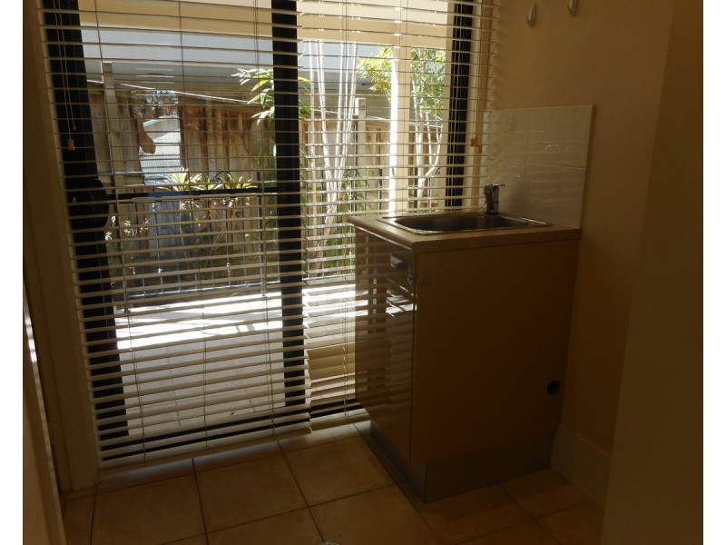 4/2 St George Street, Gosford NSW 2250