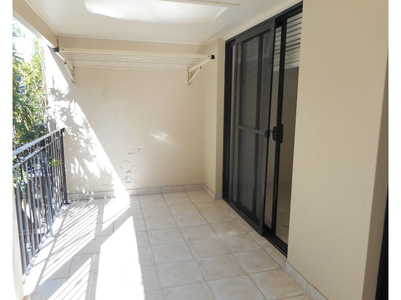 4/2 St George Street, Gosford NSW 2250