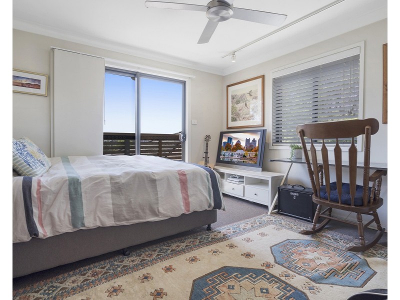 24 Dakara Avenue, Erina NSW 2250