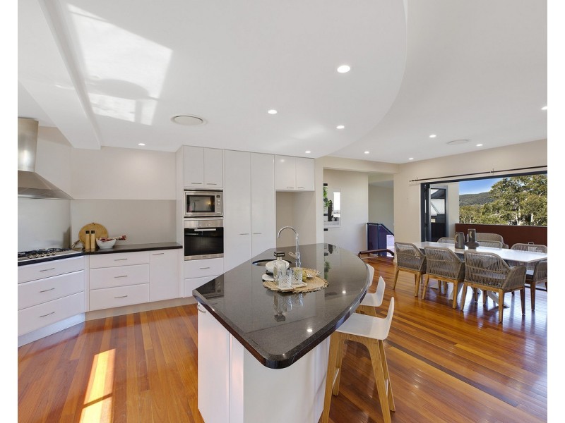 3 Longs Road, Bateau Bay NSW 2261