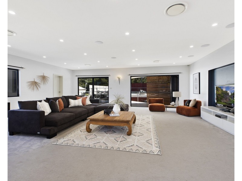 3 Longs Road, Bateau Bay NSW 2261