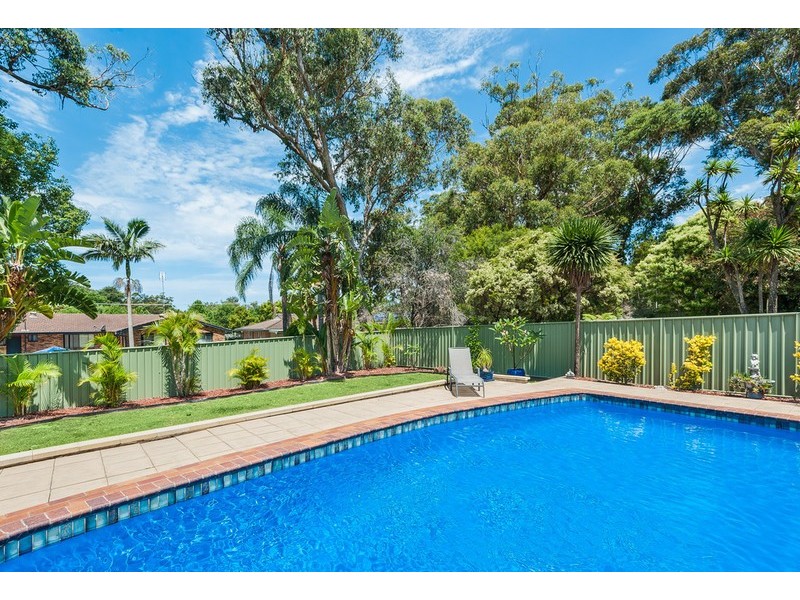 6 Kuburra Road, Erina NSW 2250
