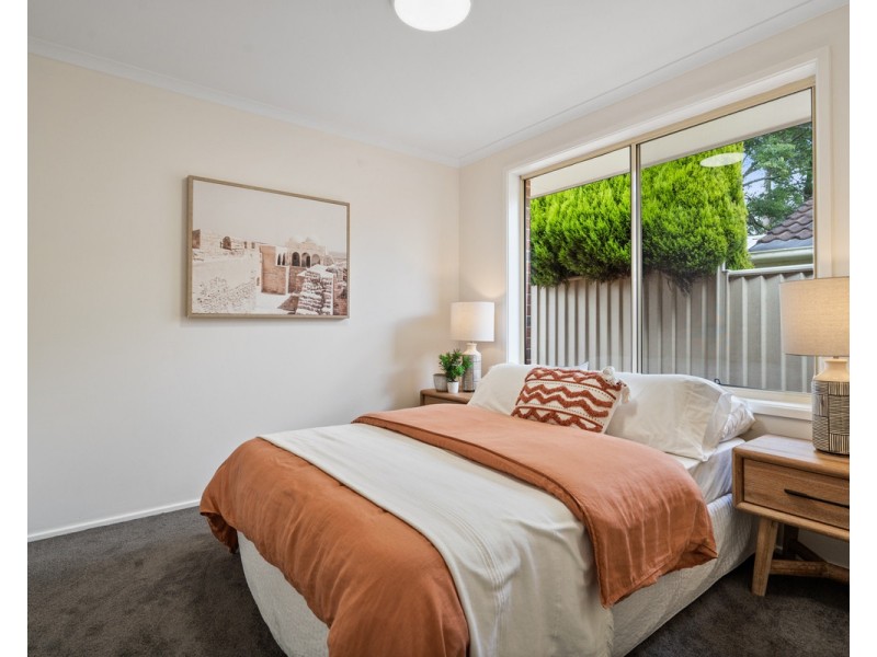 18 Karen Close, Lisarow NSW 2250