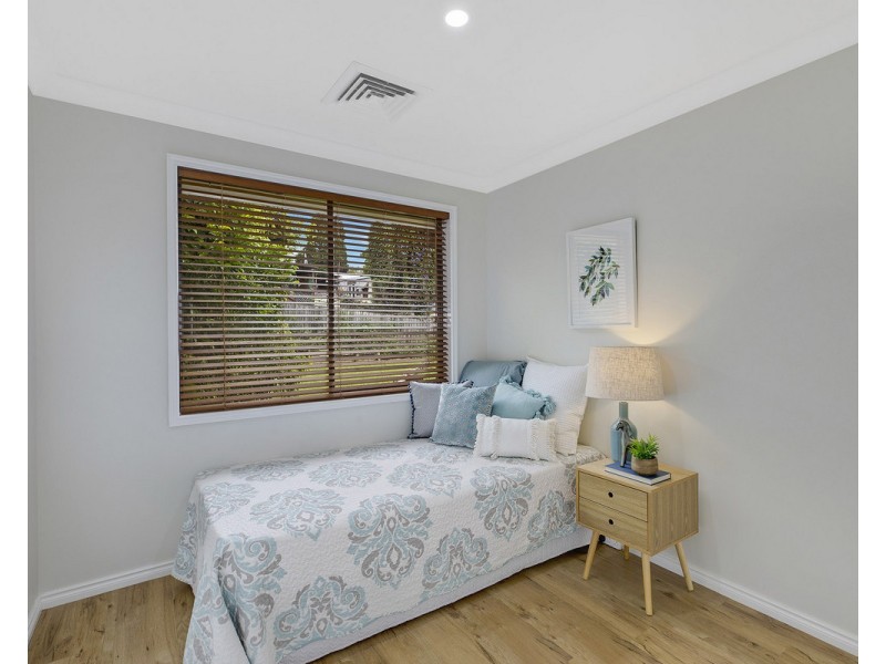 2 Hammersmith Road, Erina NSW 2250