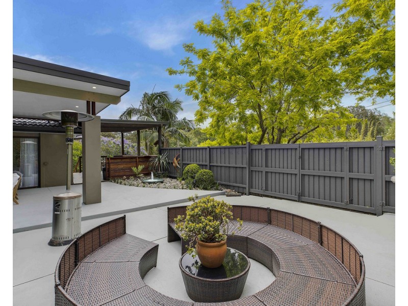 2 Hammersmith Road, Erina NSW 2250