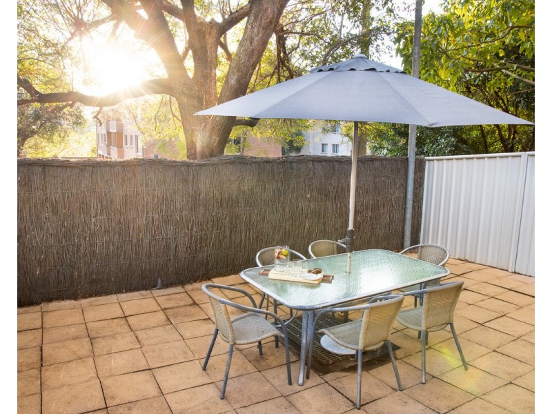 1/169 Gertrude Street, Gosford NSW 2250