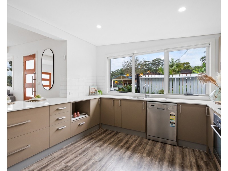 20 Beaumont Avenue, Wyoming NSW 2250