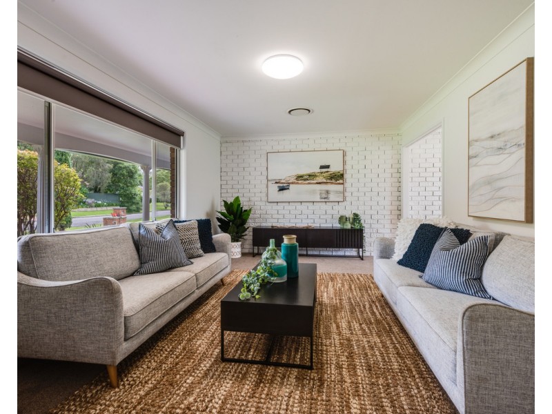 38 Valley View Road, Wyoming NSW 2250